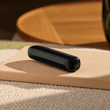 Ploom AURA Jet Black įrenginys su kaitinimo funkcija
