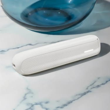 Premium PLOOM AURA priekinis dangtelis Glacier White spalvos